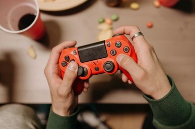 thua liên tiếp game bài